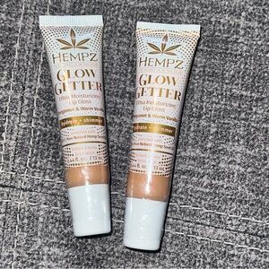 New hempz glow getter lip gloss. Set of 2